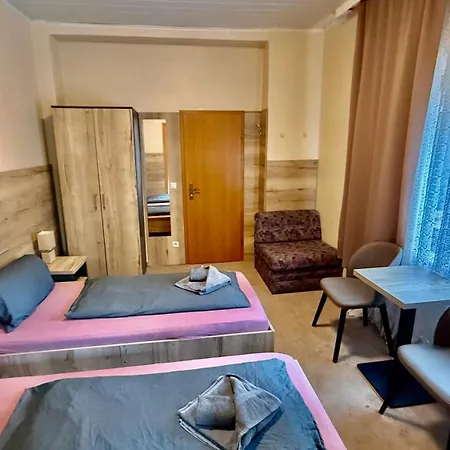 Hotel Pension Pamina-2